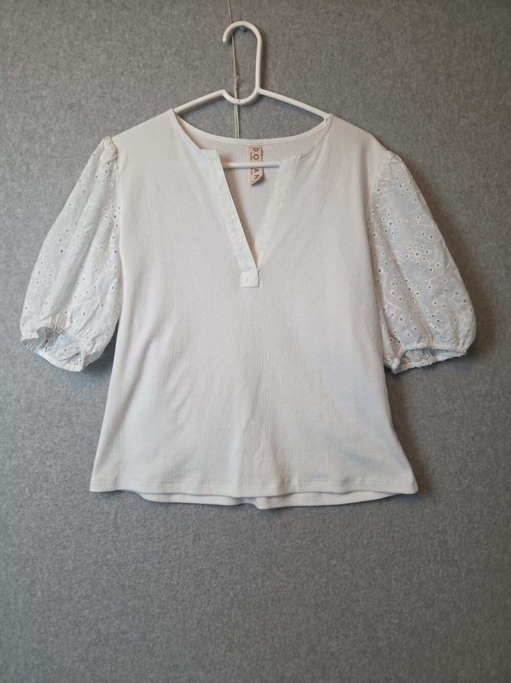 Dolan Anthropologie White Eyelet Puff Sleeve Split Neck Top Women's XL Stretch